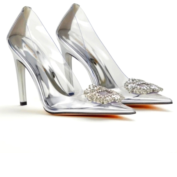 Good American cinder-f*cking-rella pump - Picture 11 of 16